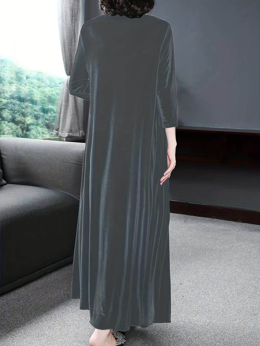 Tiffany - Plus-size long-sleeve velvet dress