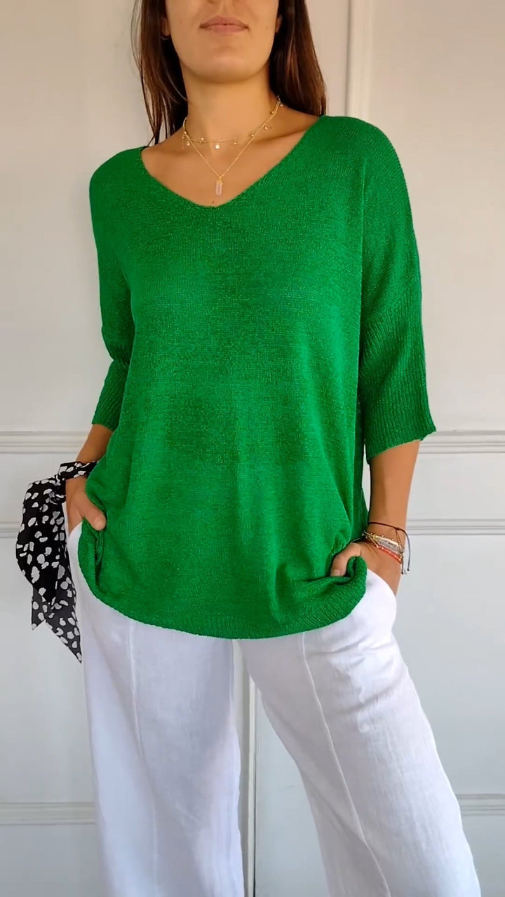 Solid-colored knit top with V-neck Cairns Closet