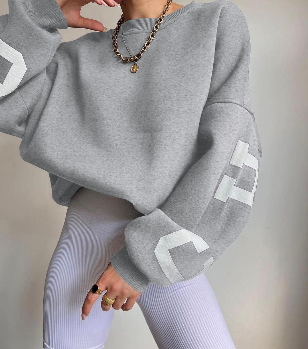 DINA - Oversized Sweatshirt Cairns Closet