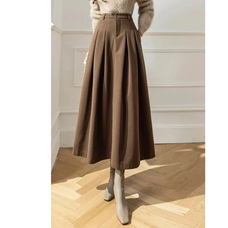 High-Waisted Pleated Skirt, Casual Style