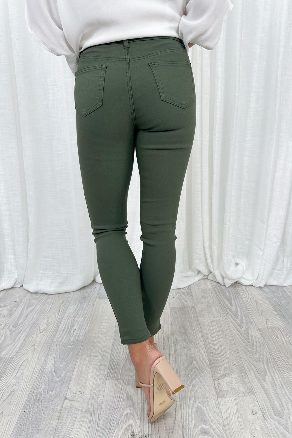 Alexa Pants Cairns Closet