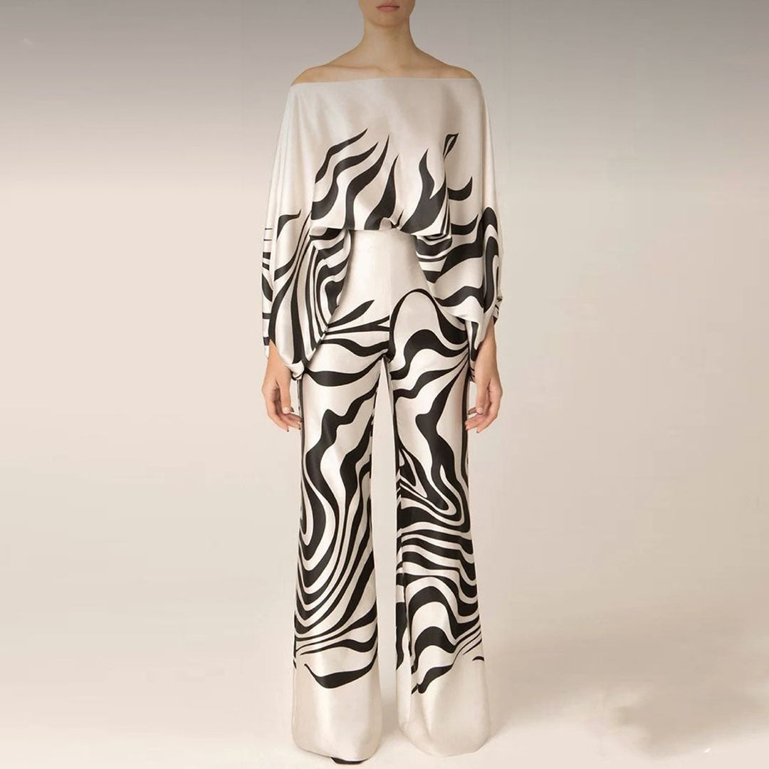 Ensemble deux pièces tendance pour femme, un épaule dénudée | À la mode