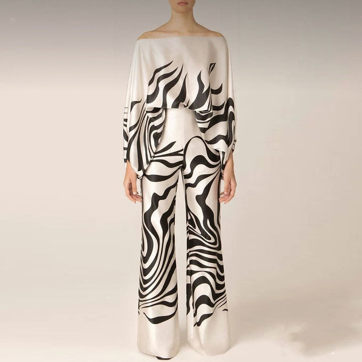 Ensemble deux pièces tendance pour femme, un épaule dénudée | À la mode