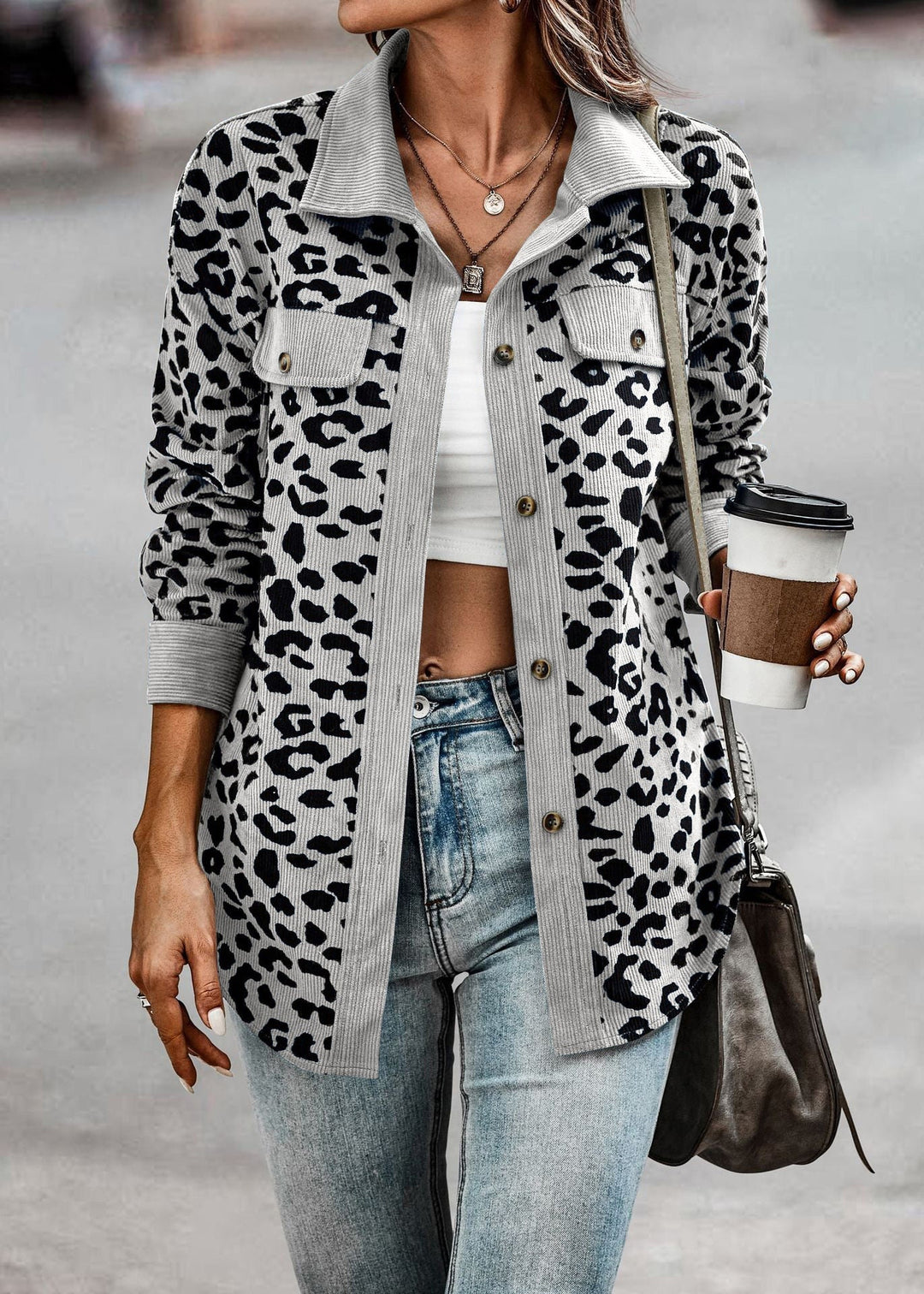 Chaqueta con estampado de leopardo CC103