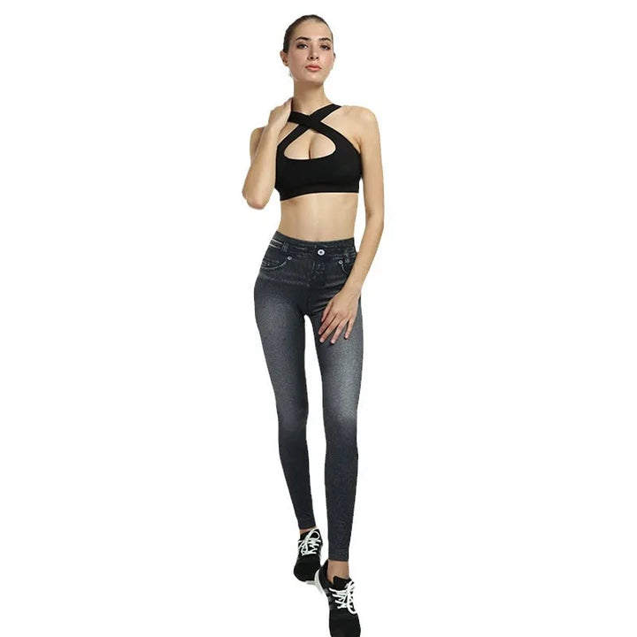 Women's Jeans Legging in Push-ups to put on, Skinny cut, stretch and perfect, fake pockets decor Cairns Closet