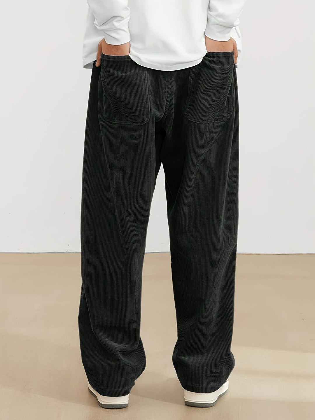 Men's Relaxed Fit Trousers, Versatile