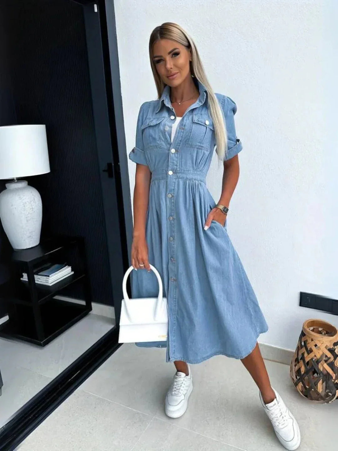 Hanna - Trendy denim dress Cairns Closet