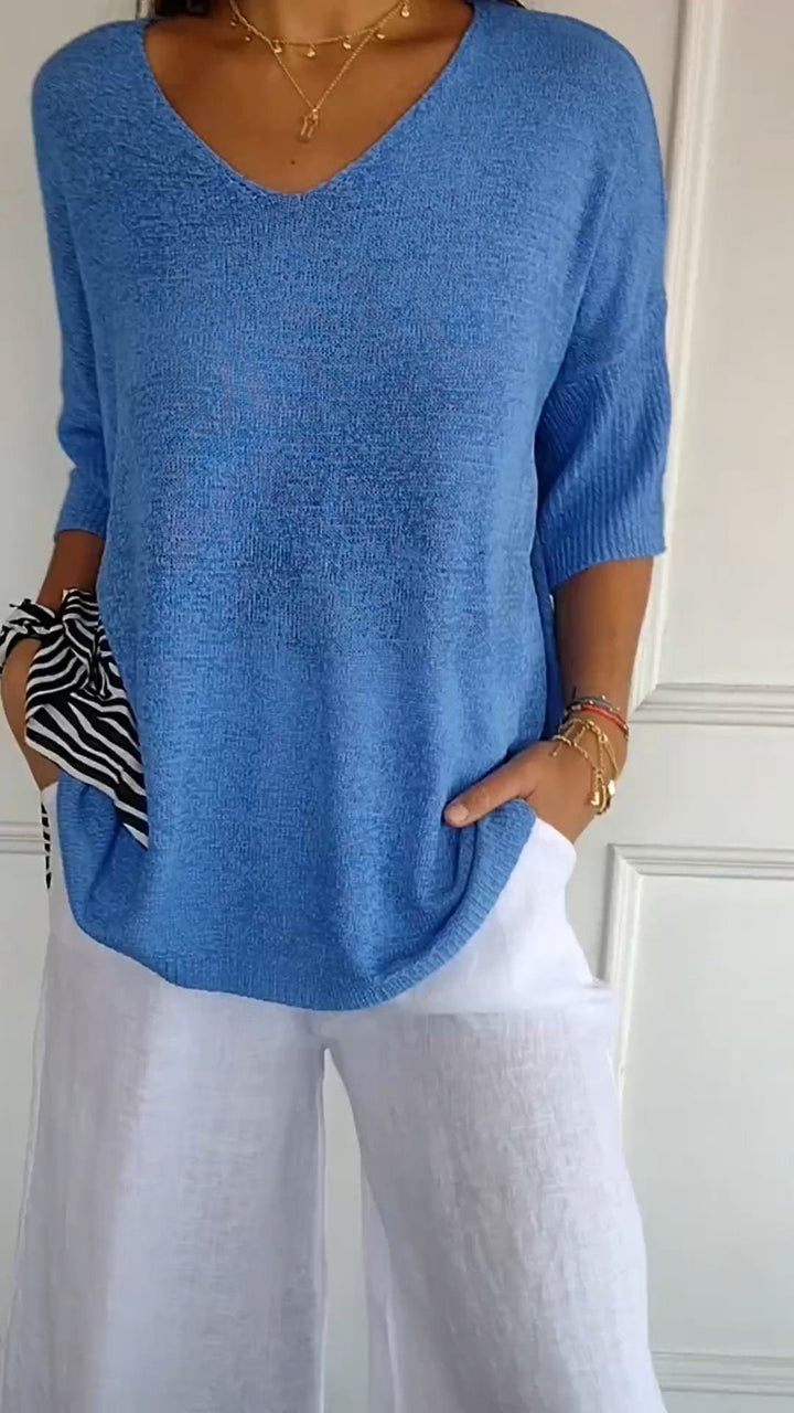 Solid-colored knit top with V-neck Cairns Closet