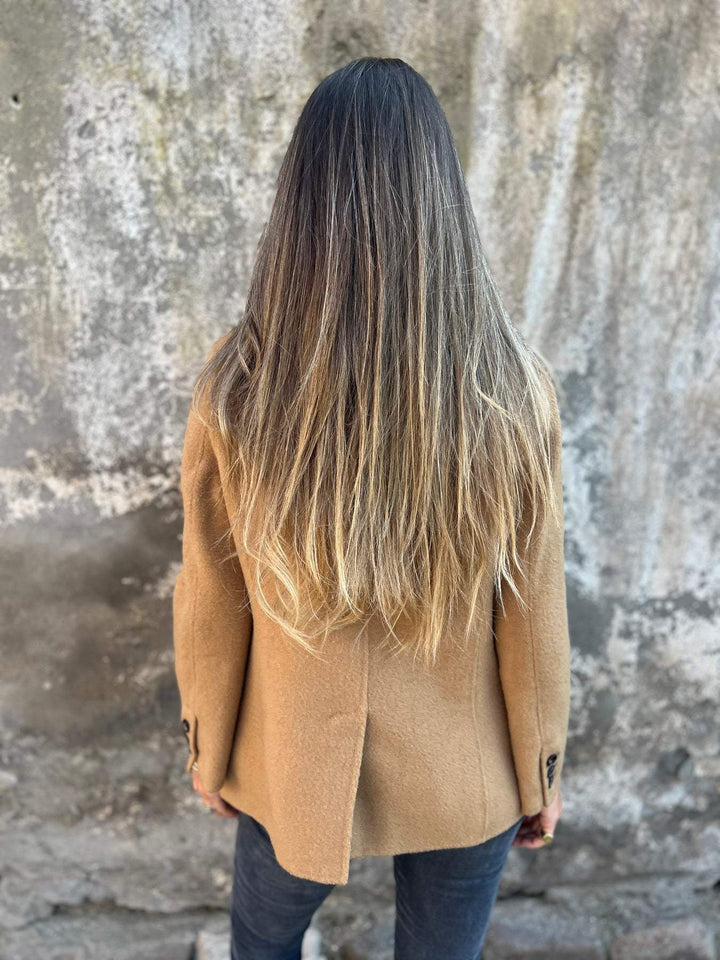 Chic Women’s Wool Coat | Stylish