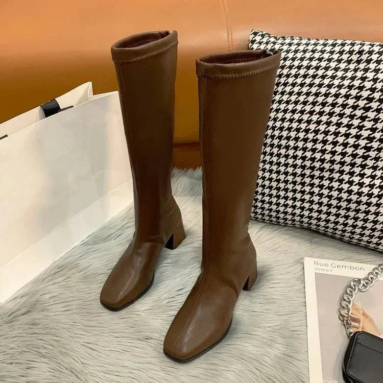 Women’s Stylish Knee-High Boots | Chic